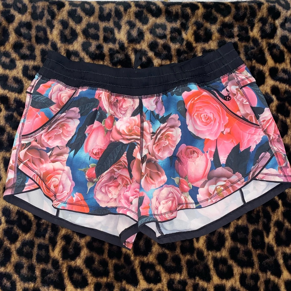 Lululemon Free Reign Shorts
